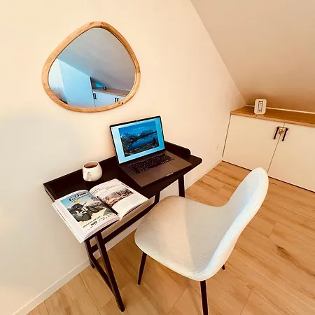 Appartement Cocon Savoyard - Vues Alpes - 2 King Size - Rando & Vtt - Parking